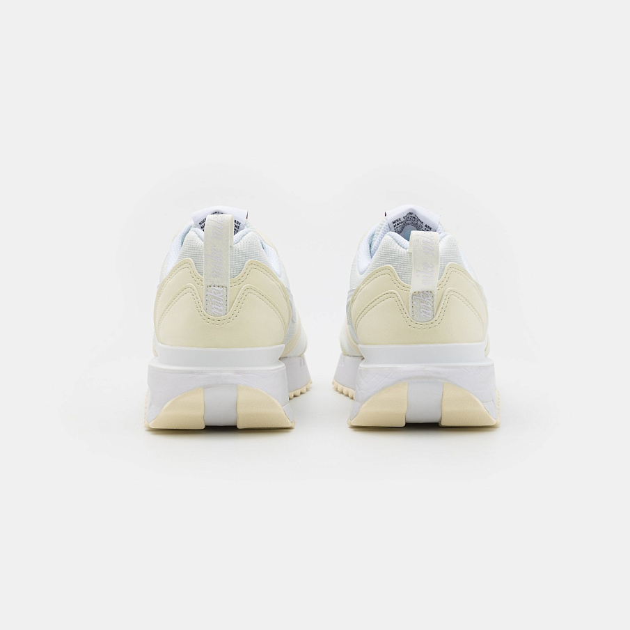 Фото № 3 с приближением к товару «‎Nike Air Max Dawn »