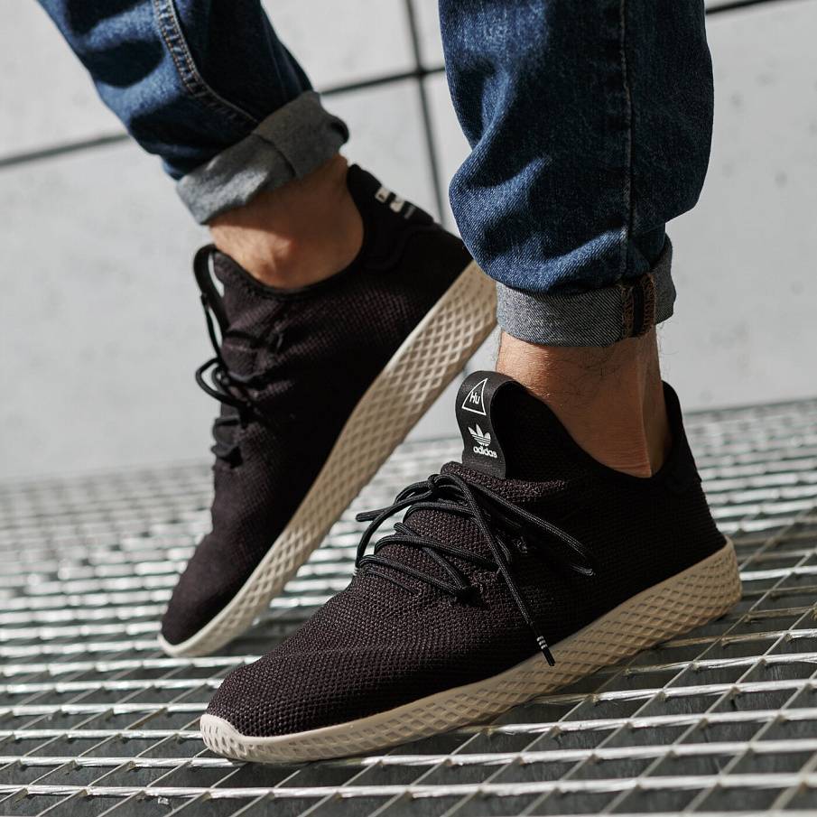 Фото № 3 с приближением к товару «‎Adidas PW»