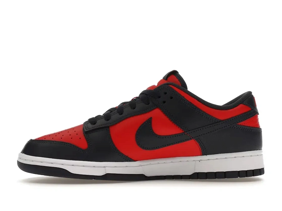 Фото № 3 с приближением к товару «‎Nike Dunk Low Retro SE»