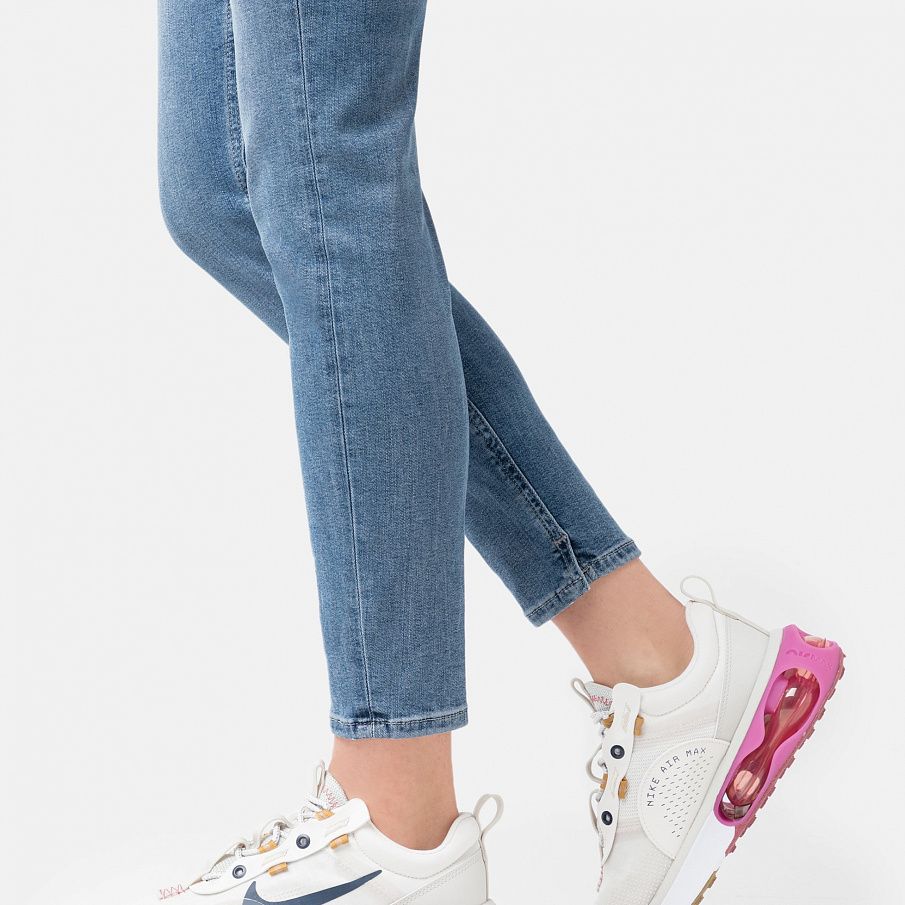 Фото № 2 с приближением к товару «‎Nike Air Max 2021 »
