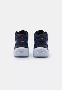 Фото № 3 с приближением к товару «‎PLAYMAKER PRO MID»