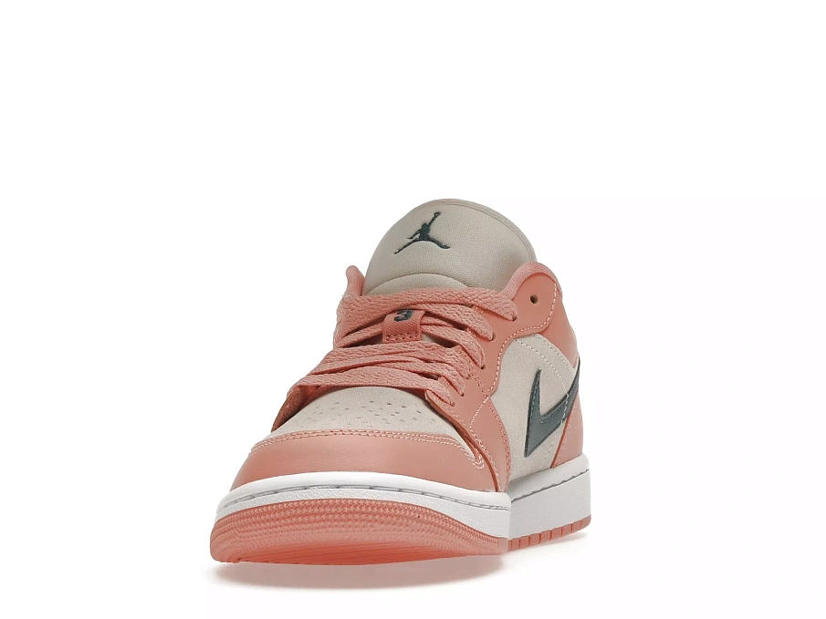 Фото № 2 с приближением к товару «‎Jordan 1 Low Light Madder Root »