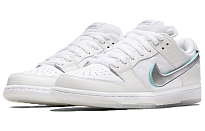 Фото № 2 с приближением к товару «‎Diamond Supply Co. X Nike Sb Dunk Low Skate Shoes White Diamond»