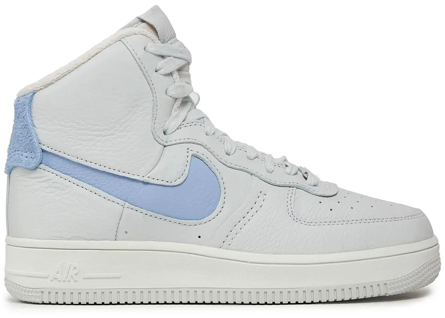Фото № 1 с приближением к товару «‎Nike Air Force 1 High Sculpt»