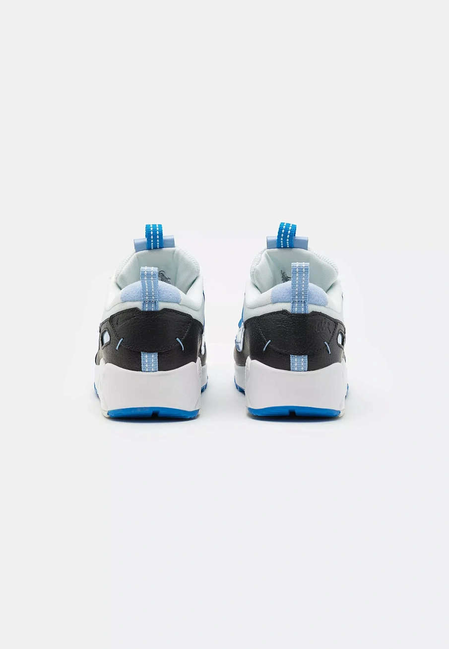 Фото № 3 с приближением к товару «‎AIR MAX 90 FUTURA»