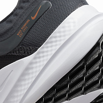 Фото № 5 с приближением к товару «‎Nike Wmns Quest»