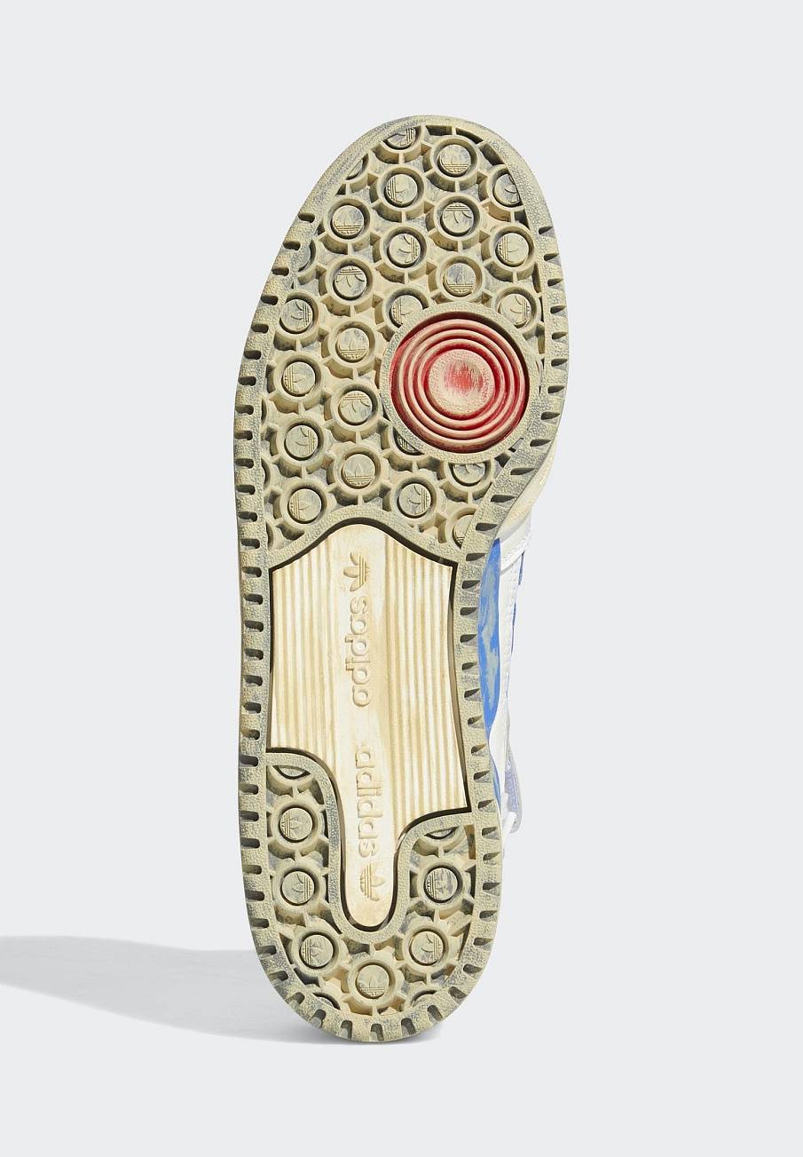 Фото № 5 с приближением к товару «‎Adidas Forum 84 HI Aec Shoes »