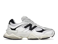 Фото № 1 с приближением к товару «‎New Balance 9060»