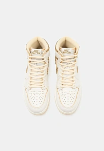 Фото № 4 с приближением к товару «‎AIR JORDAN 1 RETRO UNISEX»