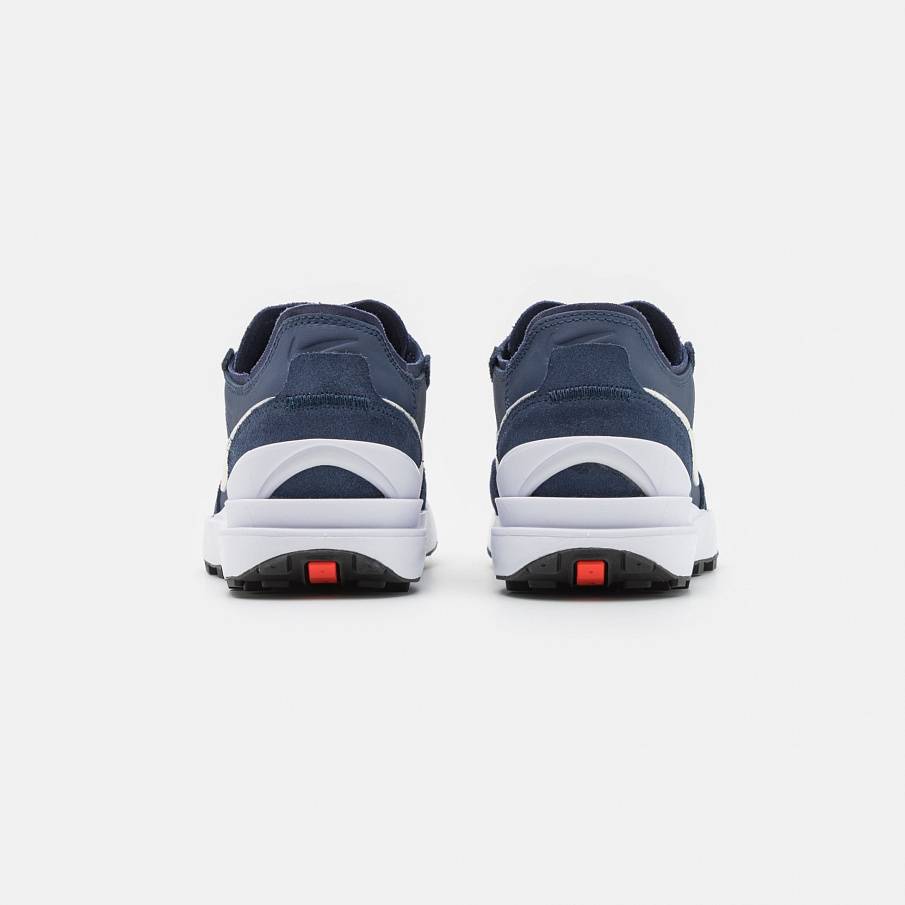 Фото № 3 с приближением к товару «‎Nike Waffle One »