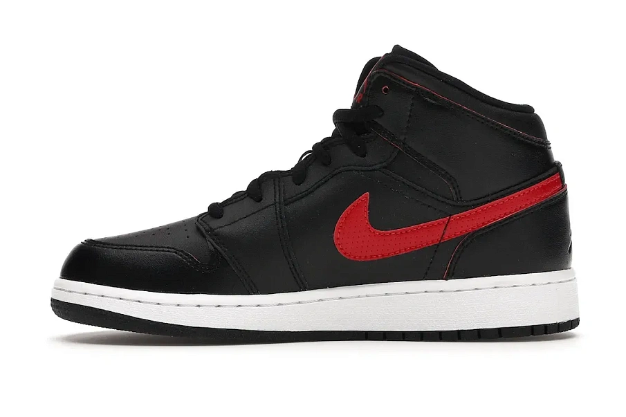 Фото № 3 с приближением к товару «‎Jordan 1 Retro Mid Black Gym Red »