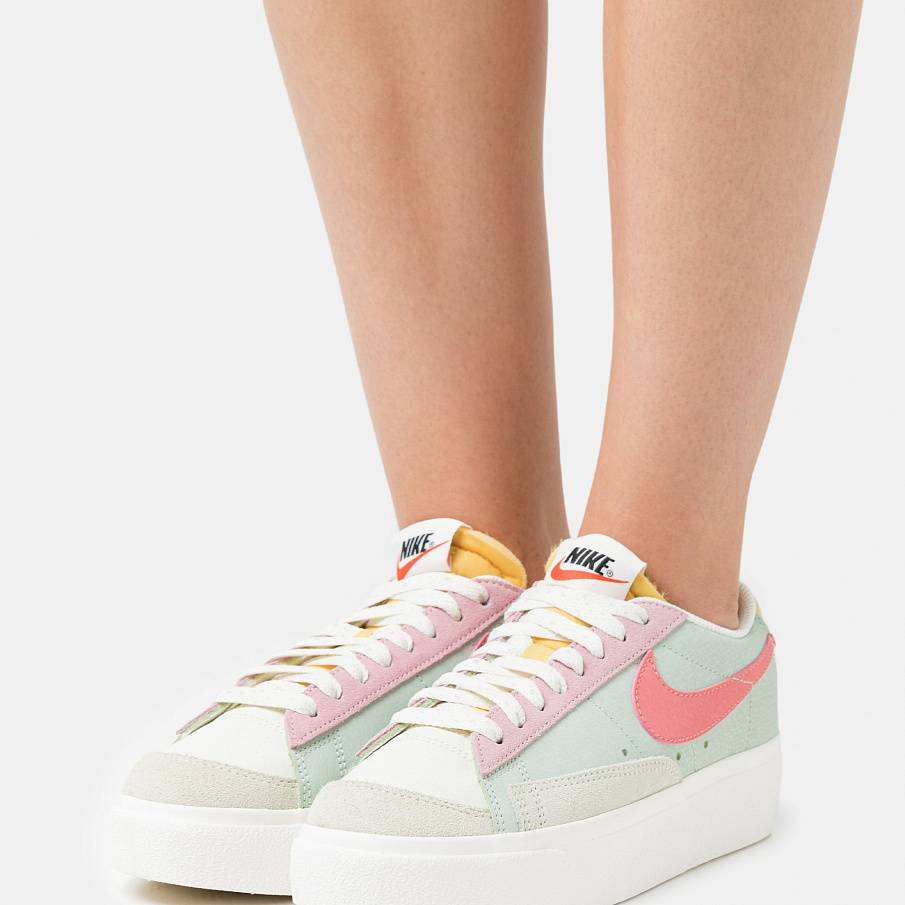 Фото № 1 с приближением к товару «‎Nike Blazer Platform »