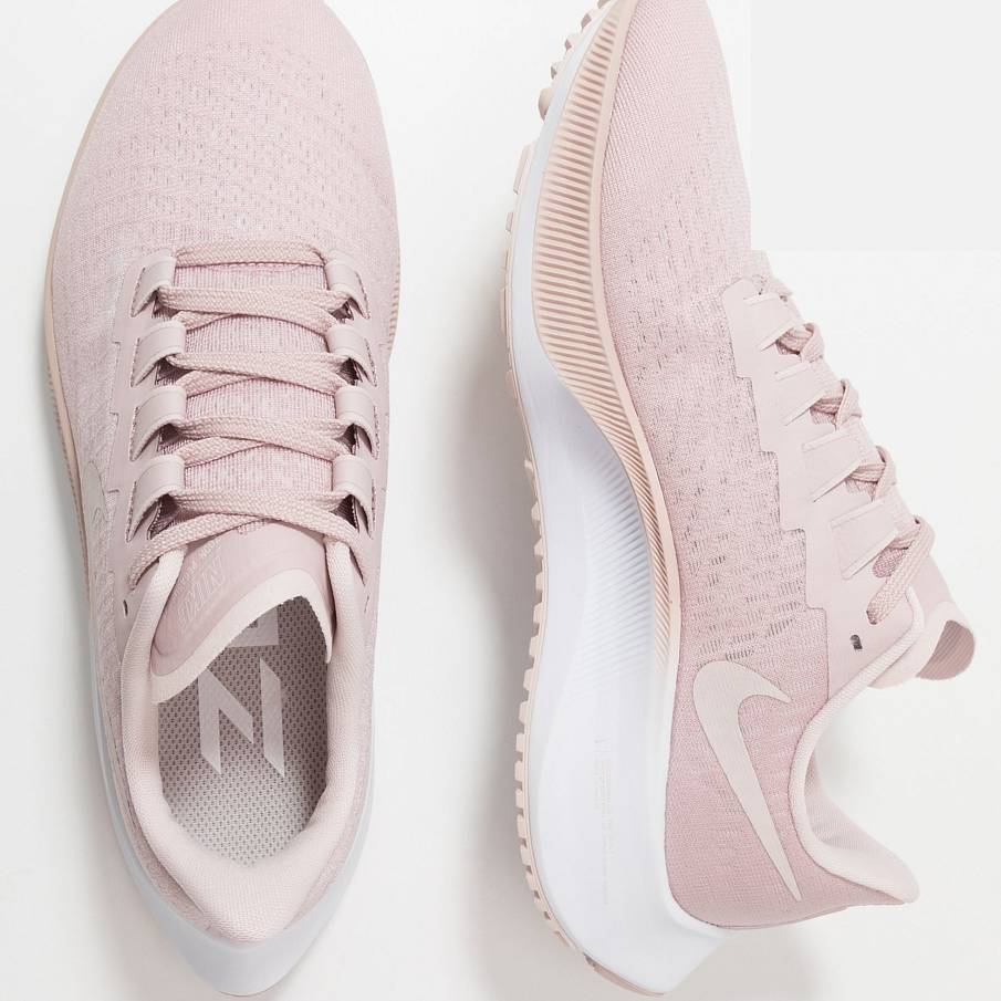 Фото № 2 с приближением к товару «‎Nike Air Zoom Pegasus 37»