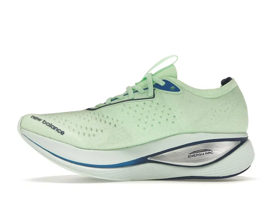 Фото № 3 с приближением к товару «‎New Balance FuelCell SuperComp»