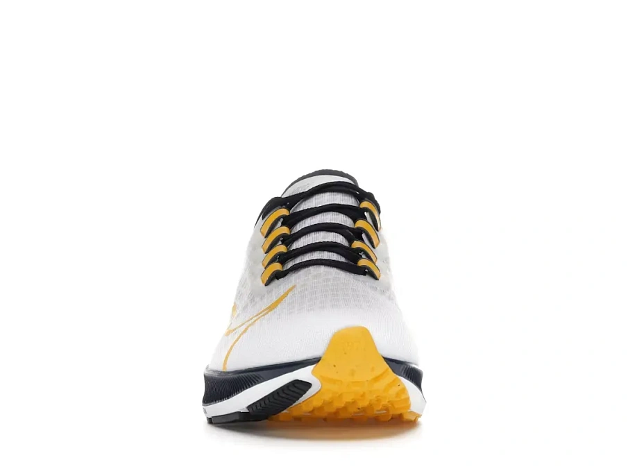 Фото № 2 с приближением к товару «‎Nike Air Zoom Pegasus 37»