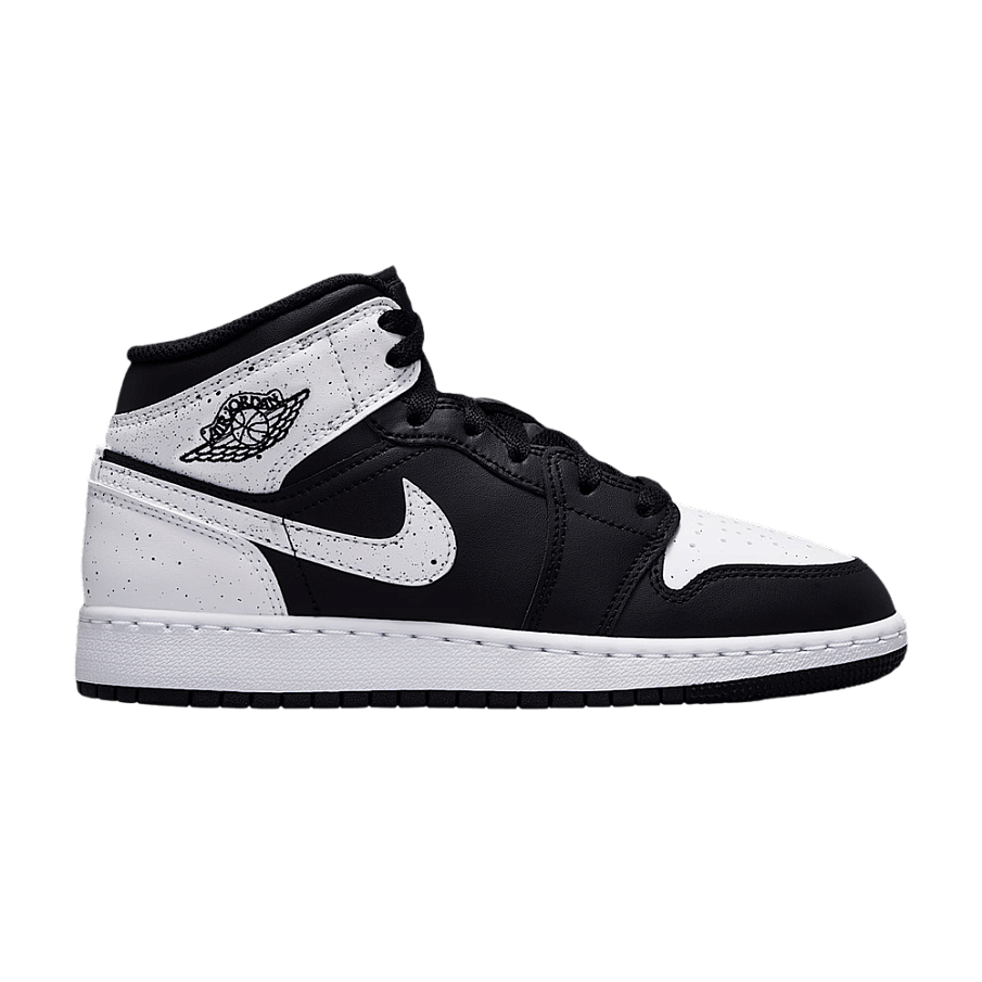 Фото № 1 с приближением к товару «‎Air Jordan 1 Mid GS Black Black White»