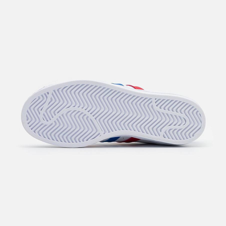 Фото № 5 с приближением к товару «‎Adidas Superstar Shoes »