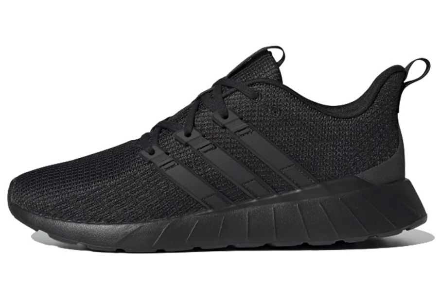 Фото № 1 с приближением к товару «‎adidas neo Questar Flow Black»