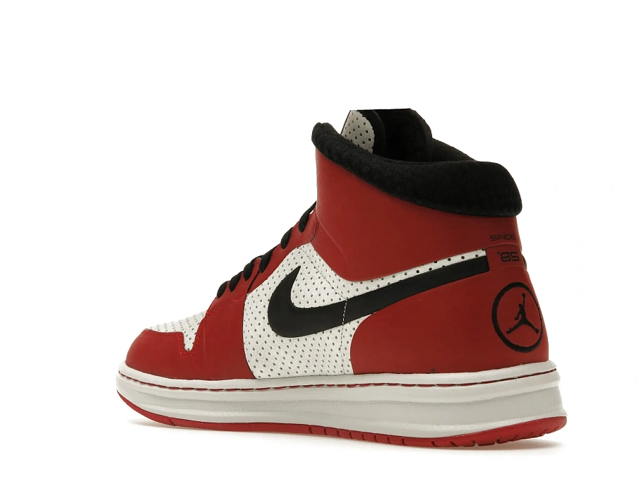 Фото № 6 с приближением к товару «‎Jordan Alpha 1 Chicago»