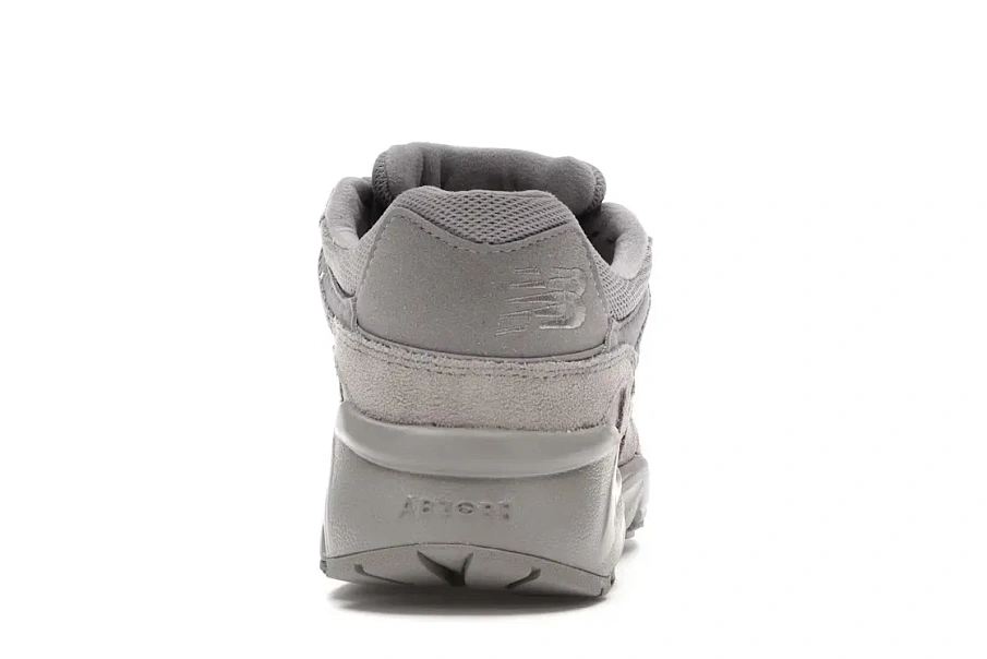 Фото № 4 с приближением к товару «‎New Balance 850»