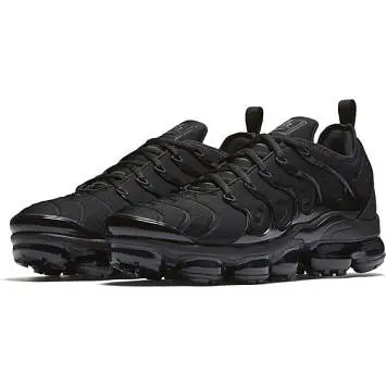 Air VaporMax Plus Triple Black - 4