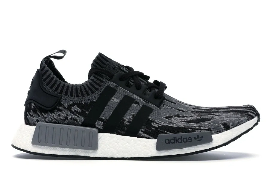 Фото № 1 с приближением к товару «‎adidas NMD R1 Core Black Grey Three»