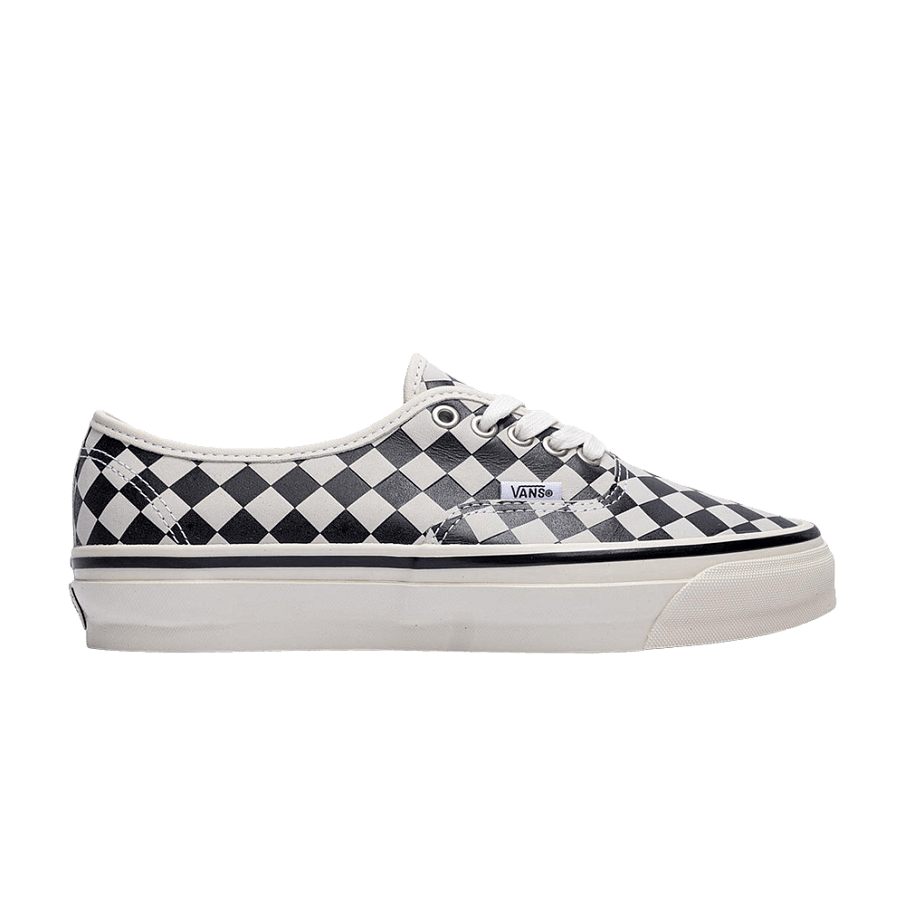 Фото № 1 с приближением к товару «‎Vans Authentic 44 LX Diamond Check»