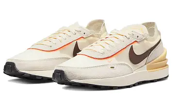Nike Waffle One Skate Shoes Brown - 3