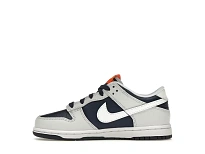 Фото № 3 с приближением к товару «‎Nike Dunk Low»