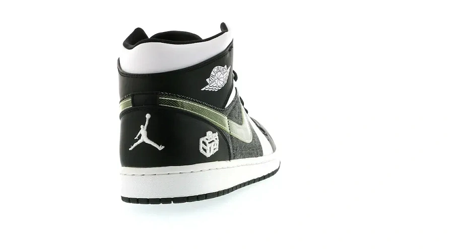 Фото № 4 с приближением к товару «‎Jordan 1 Retro Fathers Day Black White»