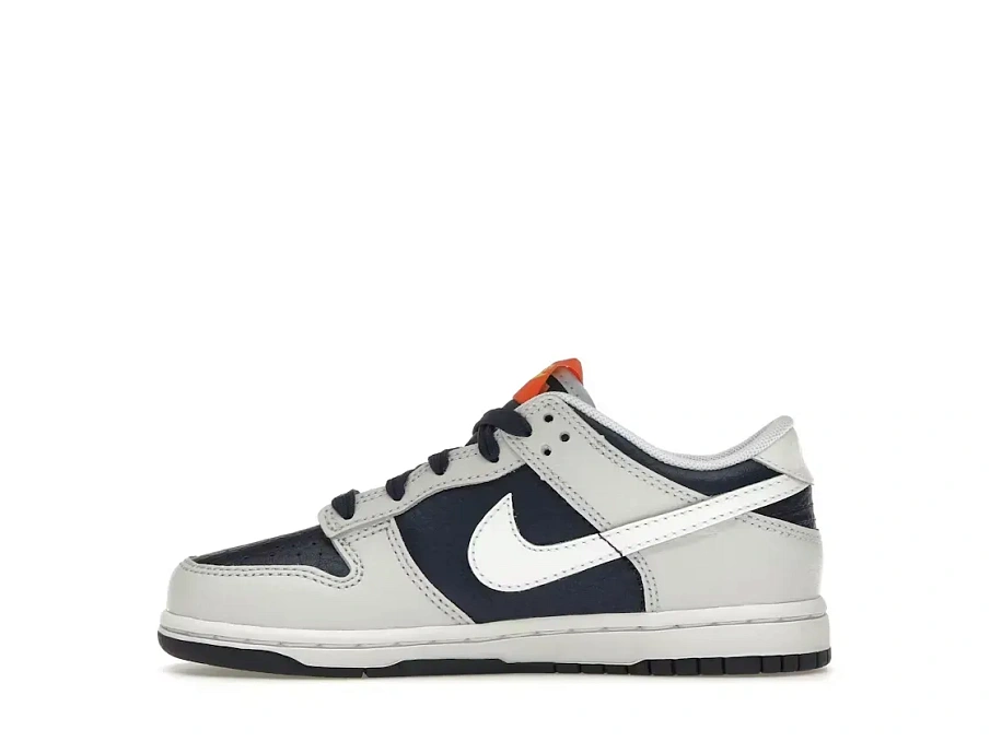 Фото № 3 с приближением к товару «‎Nike Dunk Low»