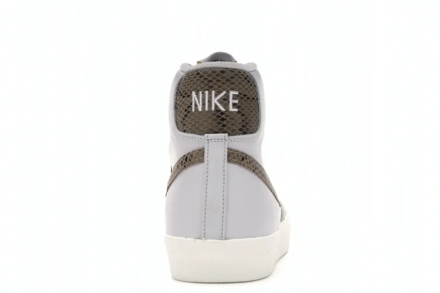 Фото № 4 с приближением к товару «‎Nike Blazer Mid 77 Vintage White Snakeskin»