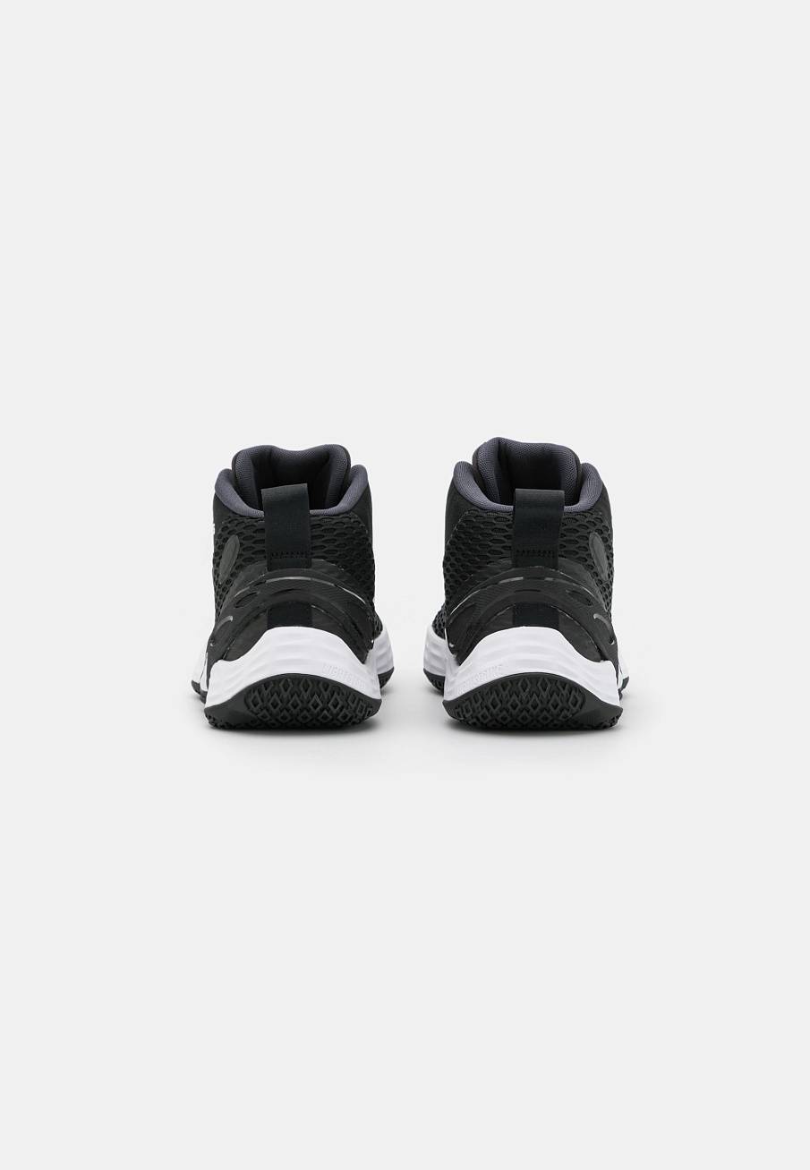 Фото № 3 с приближением к товару «‎Adidas Exhibit Away Team Lightstrike Shoes »