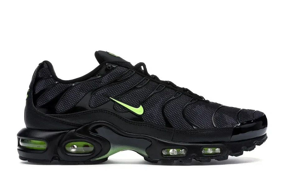 Фото № 1 с приближением к товару «‎Nike Air Max Plus Black Volt Glow»