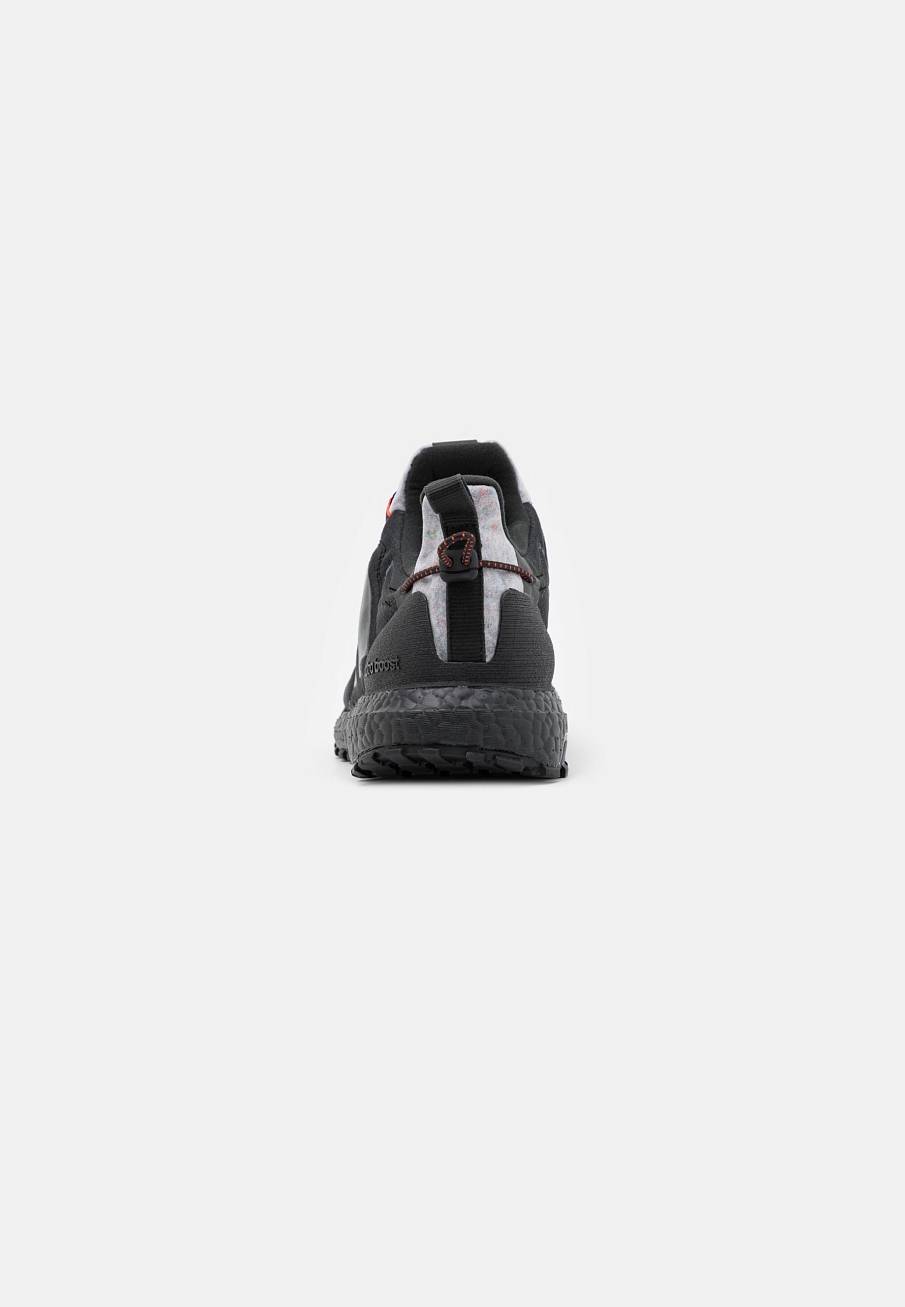 Фото № 3 с приближением к товару «‎Adidas Ultraboost C.rdy Lab »