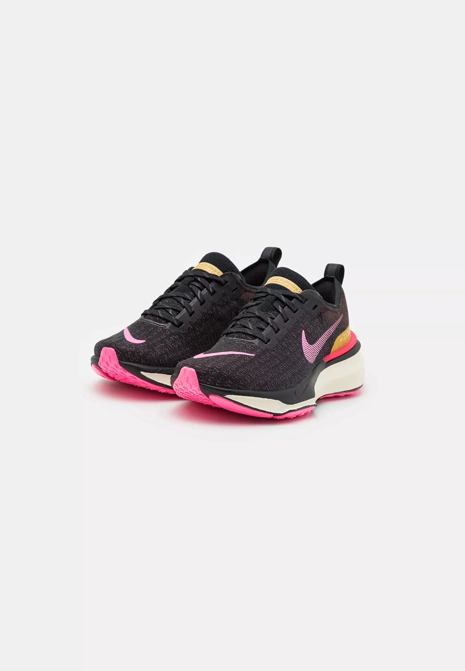 Фото № 4 с приближением к товару «‎ZOOMX INVINCIBLE RUN FK 3»