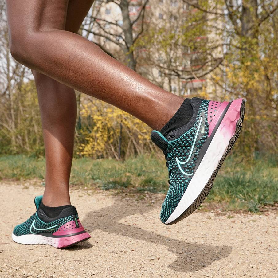 Фото № 3 с приближением к товару «‎Nike React Infinity FK 3»