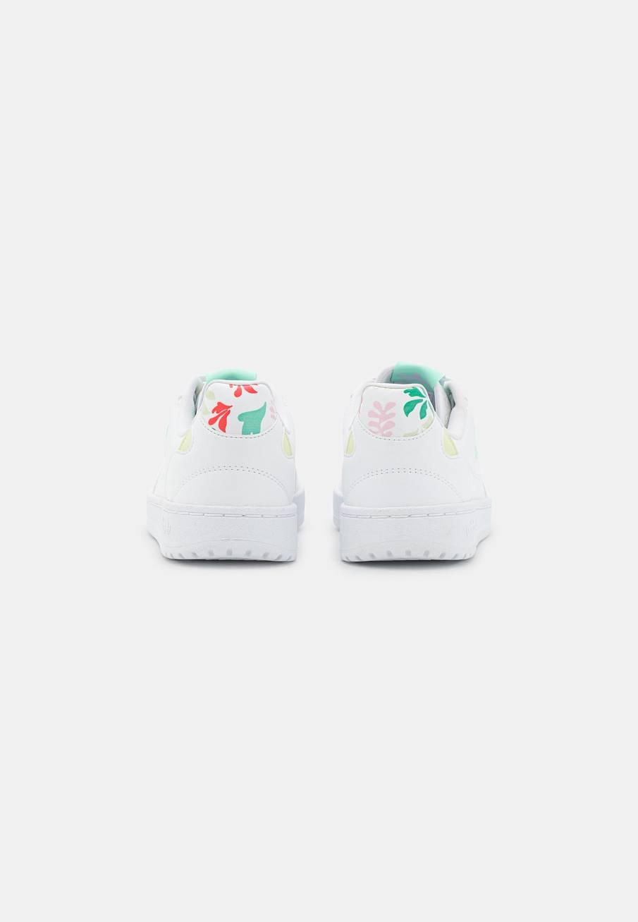 Фото № 4 с приближением к товару «‎Adidas NY 90 »