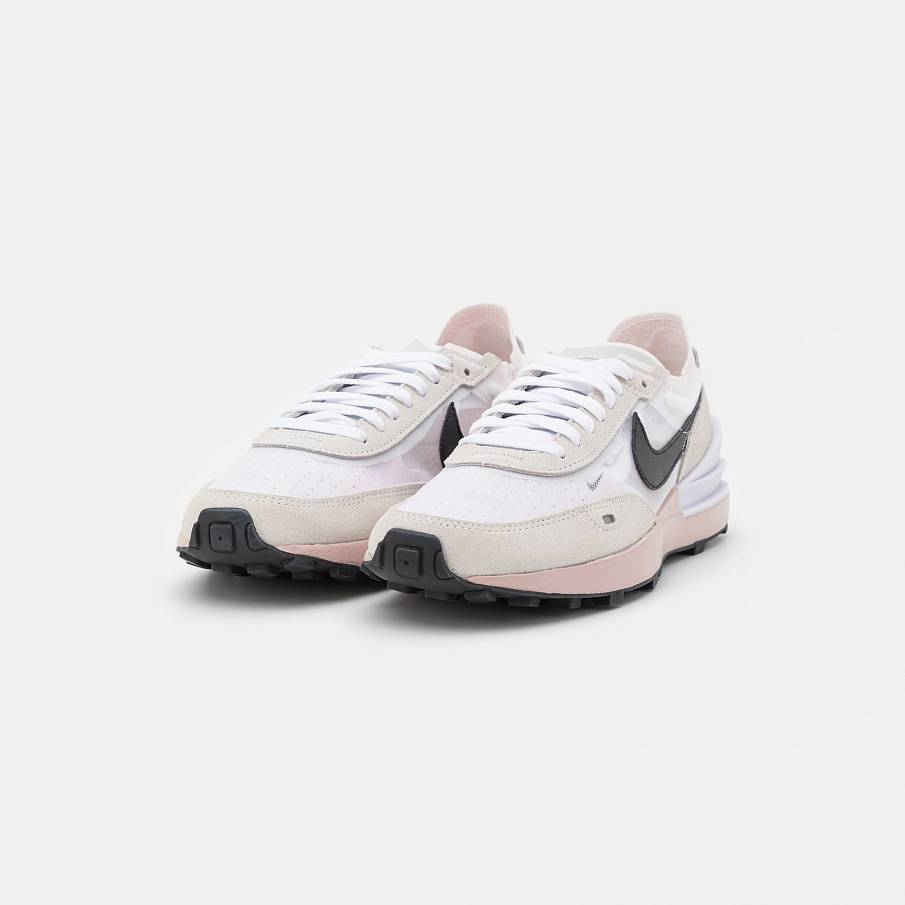 Фото № 2 с приближением к товару «‎Nike Waffle One »