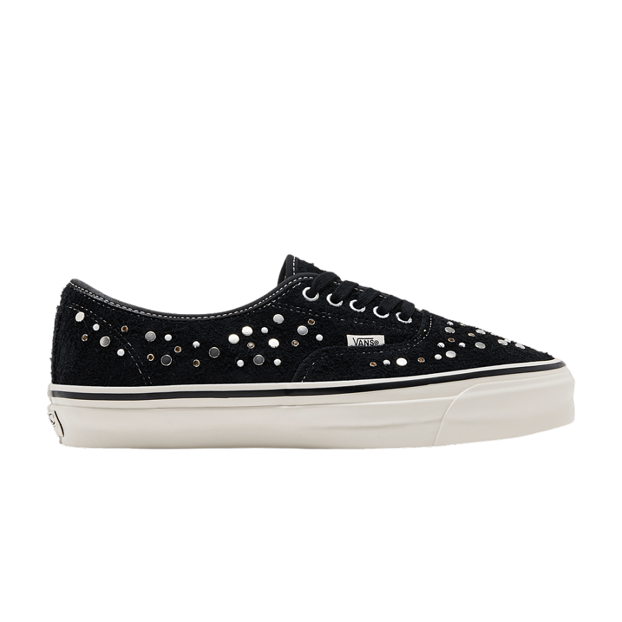 Фото № 1 с приближением к товару «‎Vans Authentic Premium Studded Black White»