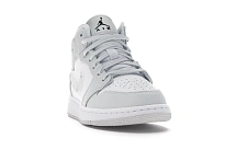 Фото № 4 с приближением к товару «‎Jordan 1 Mid Grey Camo »