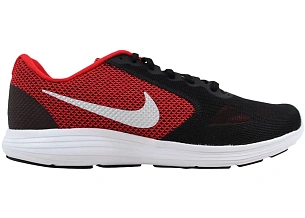 Nike Revolution 3