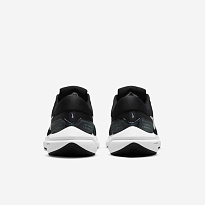Фото № 5 с приближением к товару «‎Nike Air Zoom Vomero 16»