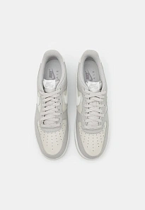 Фото № 4 с приближением к товару «‎AIR FORCE 1 07 LV8»