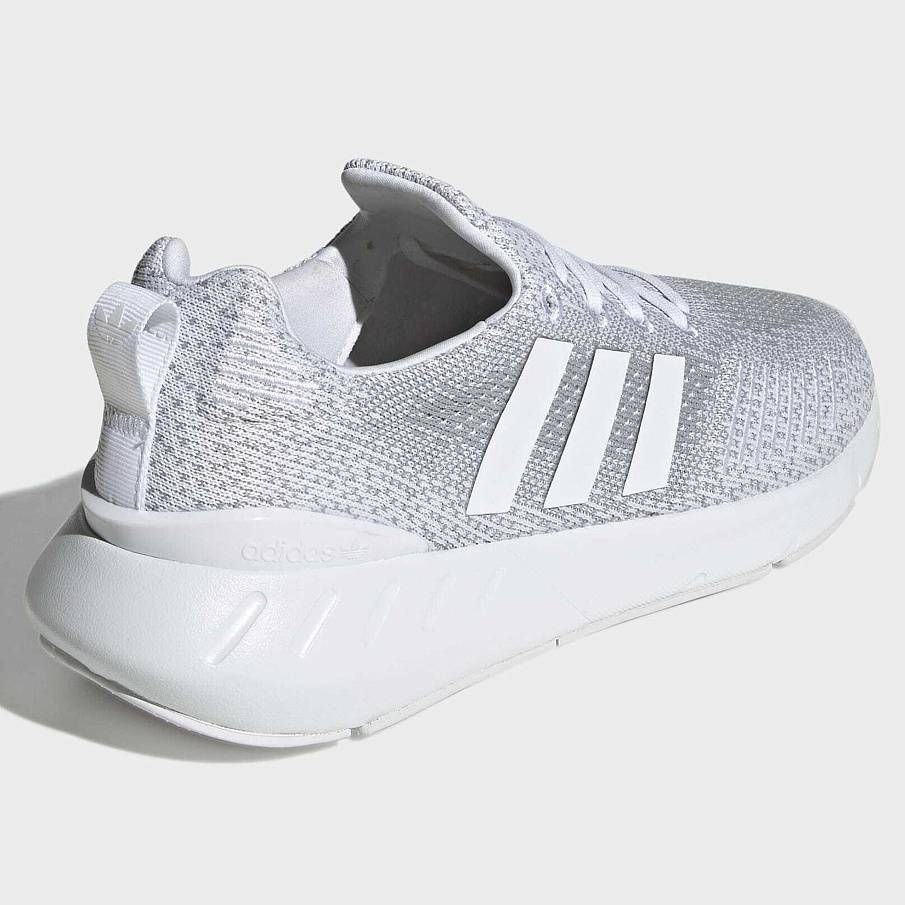Фото № 4 с приближением к товару «‎Кроссовки Adidas SPAD115O16D-A12»