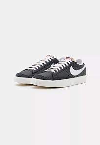 Фото № 3 с приближением к товару «‎BLAZER 77 VNTG UNISEX»
