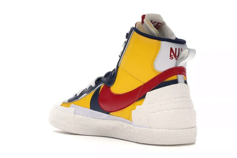 Фото № 6 с приближением к товару «‎Nike Blazer Mid sacai Snow Beach»