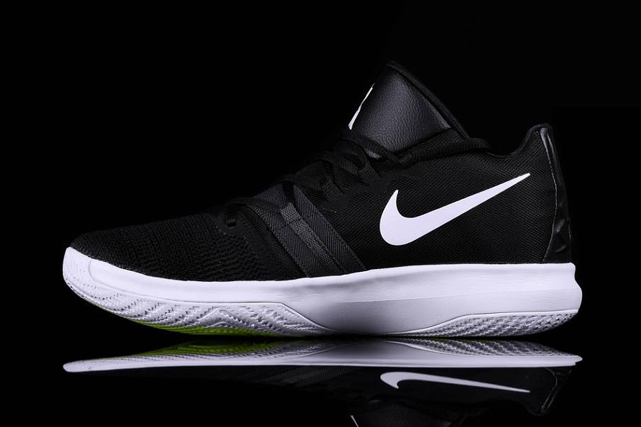 Фото № 2 с приближением к товару «‎Nike Kyrie Flytrap Volt »