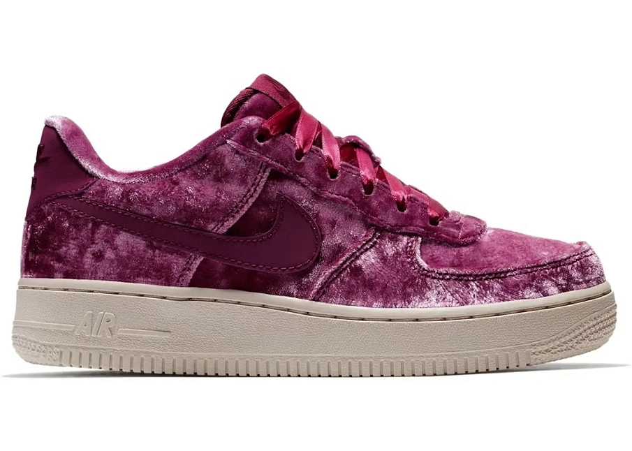 Фото № 1 с приближением к товару «‎Nike Air Force 1 Low»