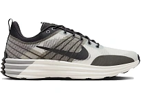 Фото № 1 с приближением к товару «‎Nike Lunar Roam»